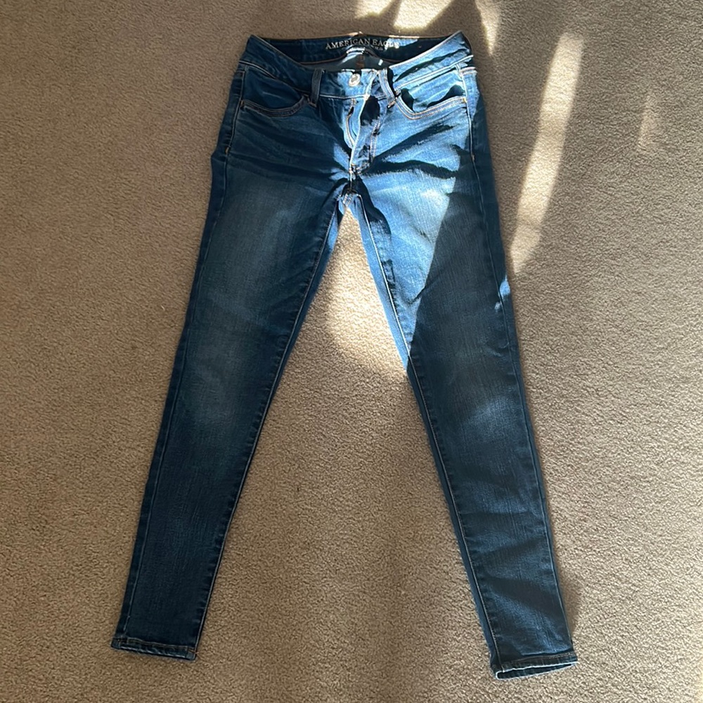 AEO size 2 *SHORT* jegging